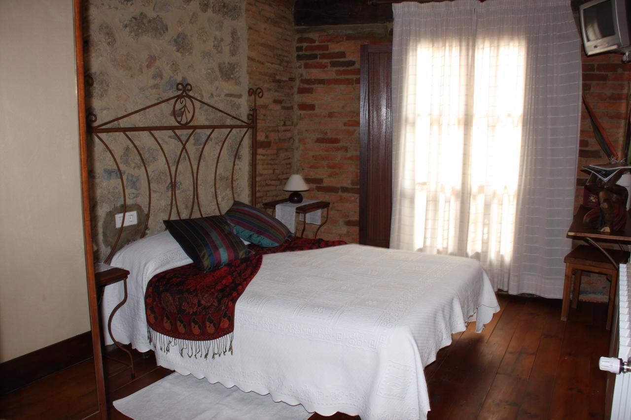 Hospederia Foramontanos 2* Villasana de Mena